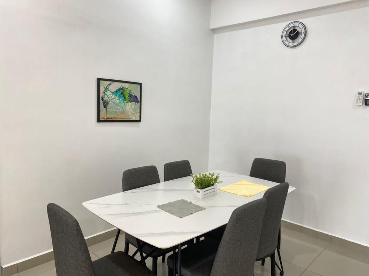 休闲民宿 Leisure Homestay @The Venus Sitiawan Kampong Lumut Kiri Kültér fotó
