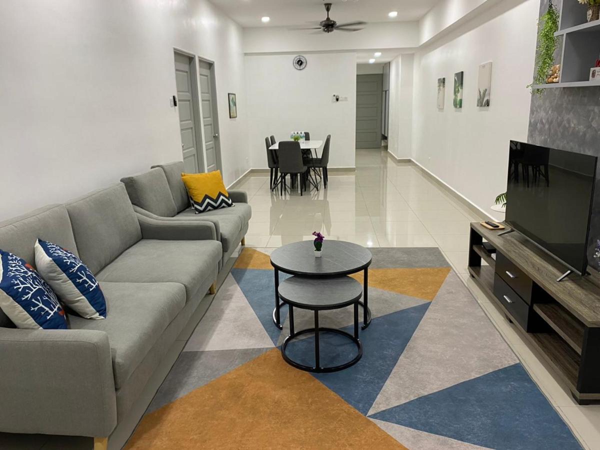 休闲民宿 Leisure Homestay @The Venus Sitiawan Kampong Lumut Kiri Kültér fotó